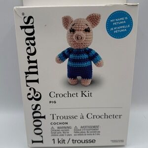 Loops & Threads Crochet Kit Petunia the Pig Amigurumi Intermediate DIY 7 inch